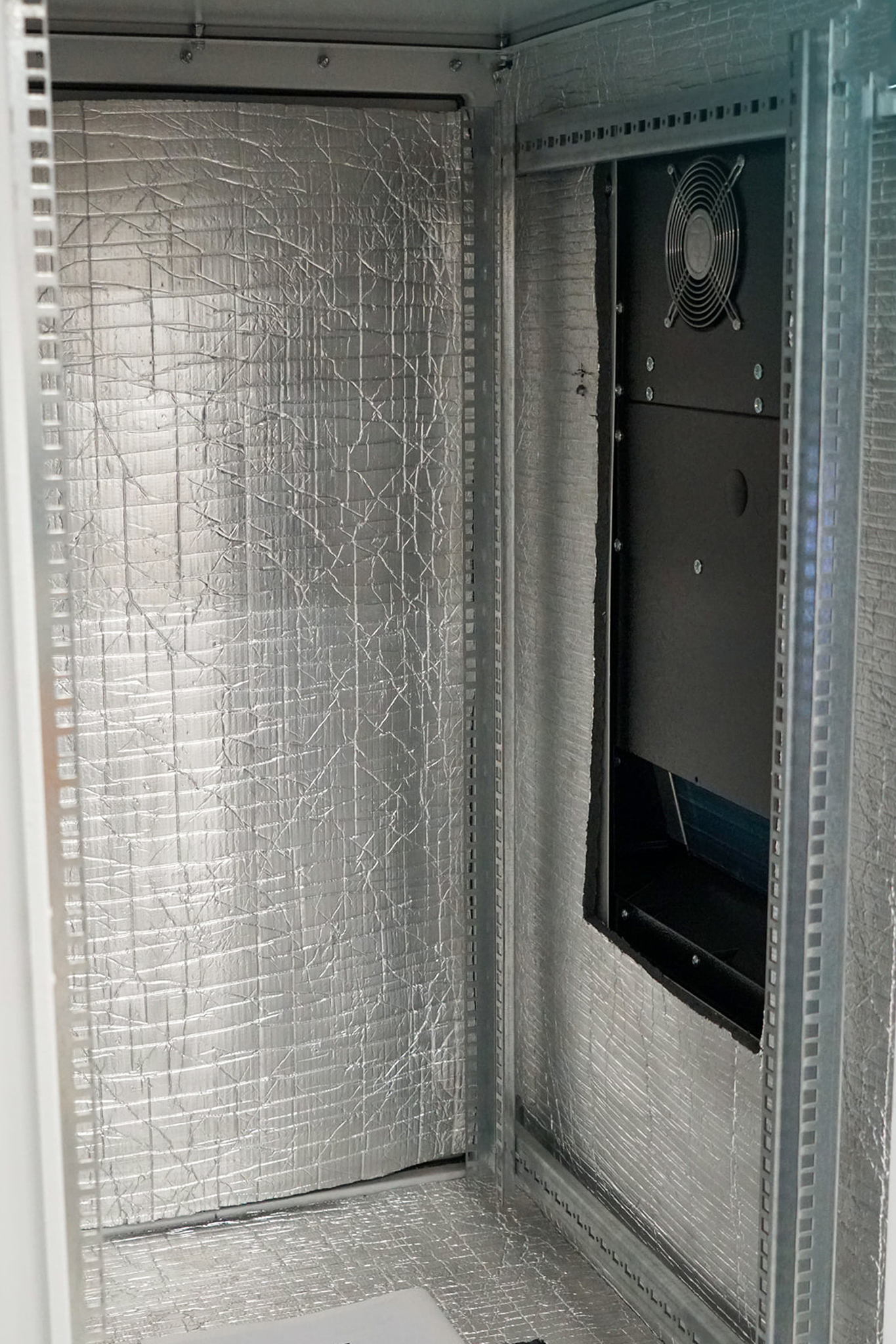 Tekpan Outdoor Cabinet