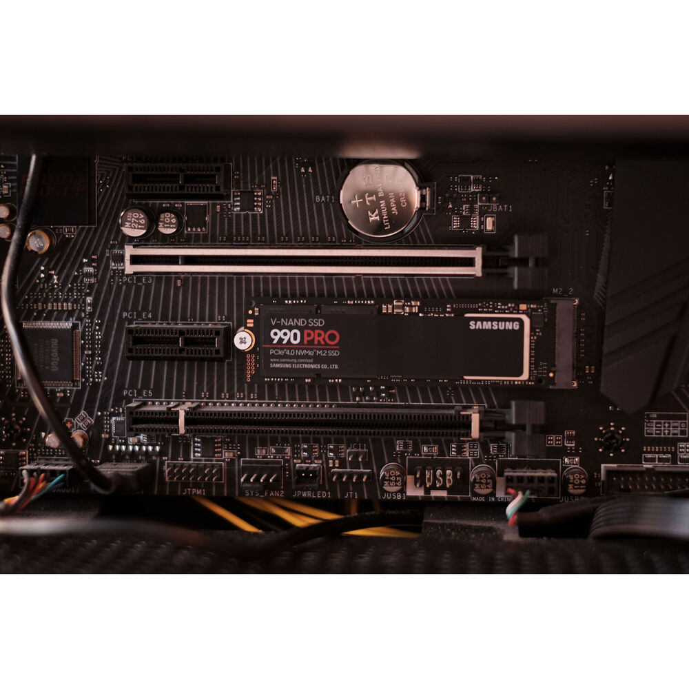 Samsung 990 PRO 2TB NVMe PCIe Gen 4.0 M.2 SSD – Up to 7,450 MB/s Read, 6,900 MB/s Write, Enhanced Power Efficiency, Smart Thermal Control