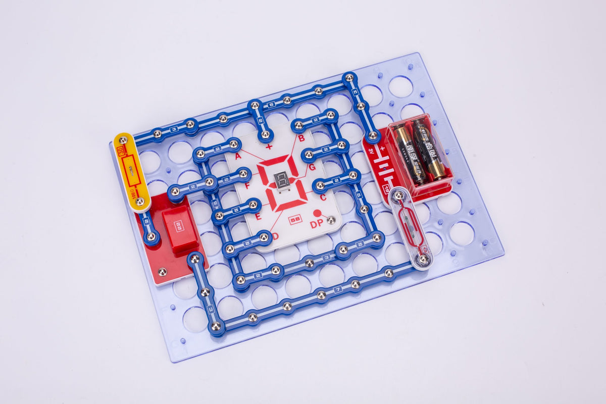 Znatok Electronic Kit Model 979 – 979 Experiments, No Soldering, STEM Learning for Ages 8+