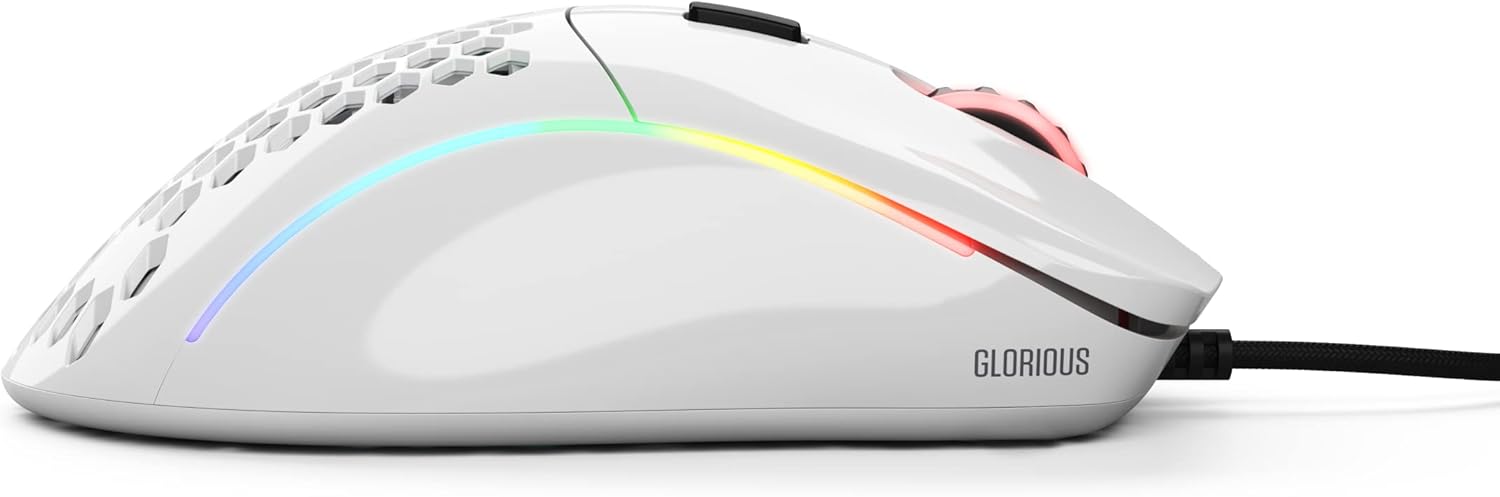 فأرة الألعاب Glorious Model D، فائقة الخفة بوزن 68 جرام مع تصميم خلية النحل، إضاءة RGB، سلكية، تصميم مريح لليد اليمنى، مستشعر عالي الدقة، كابل Ascended، أقدام PTFE، أسود لامع