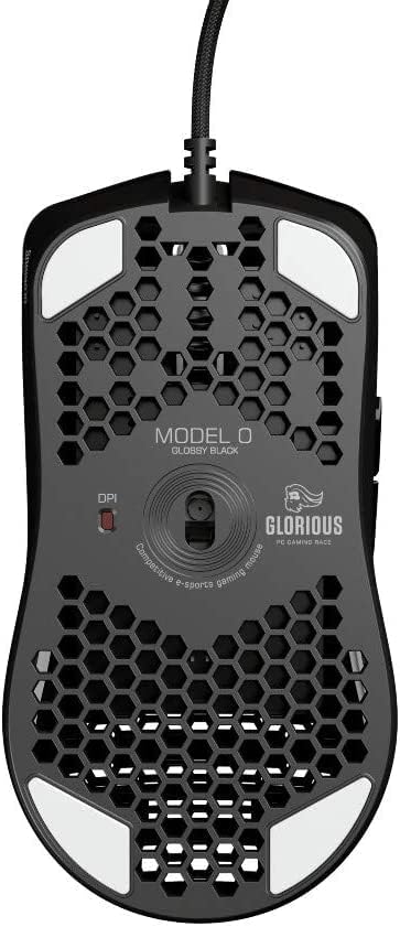 فأرة الألعاب Glorious Model D، فائقة الخفة بوزن 68 جرام مع تصميم خلية النحل، إضاءة RGB، سلكية، تصميم مريح لليد اليمنى، مستشعر عالي الدقة، كابل Ascended، أقدام PTFE، أسود لامع