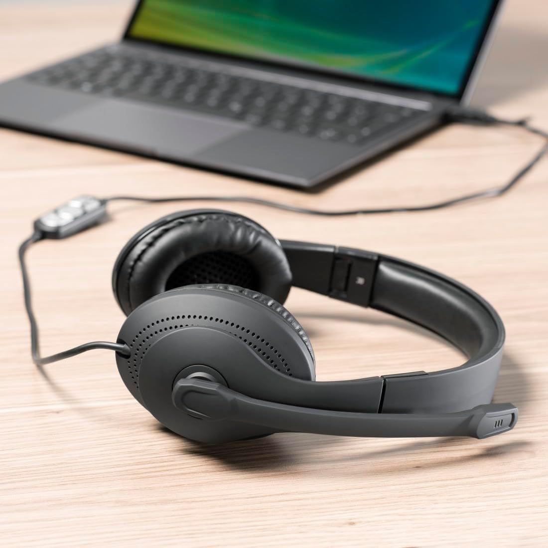 Hama HS-USB300 PC Office Headset , Stereo Sound , USB-A Connection , Adjustable Microphone , In-Line Volume Control & Mic Mute , Padded Headband & Earpads – Black