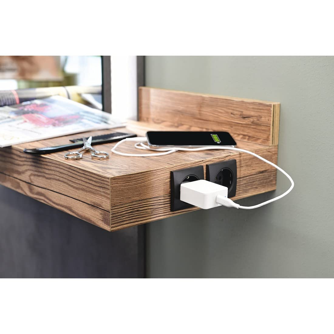 كابل شحن ونقل بيانات من USB-C إلى Lightning من Hama 183295 بطول 1 م، معتمد من Apple MFi، يدعم الشحن السريع بتقنية توصيل الطاقة، USB 2.0 بسرعة 480Mbps، بتيار يصل إلى 3A، لأجهزة iPhone وiPad وiPod، باللون الأبيض