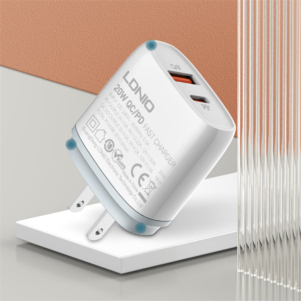 LDNIO Q229 20W PD + QC3.0 Fast Charger – USB-C & USB-A Dual Port, 100-240V Travel Plug, Fireproof Shell