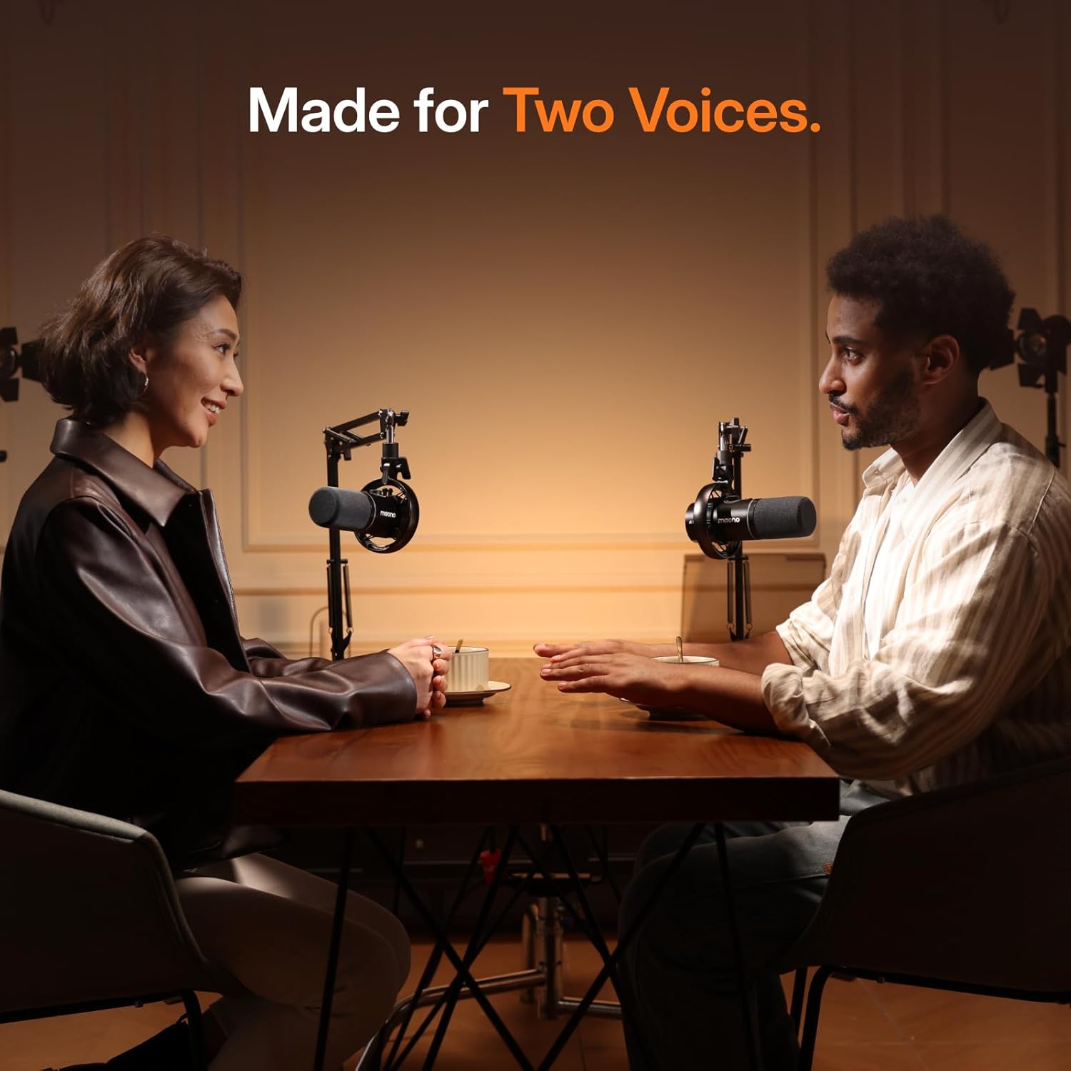 MAONO PD200W Hybrid Podcasting Microphone with Desktop Stand, Wireless USB XLR Dynamic Mic, Cardioid, Noise Cancelling
