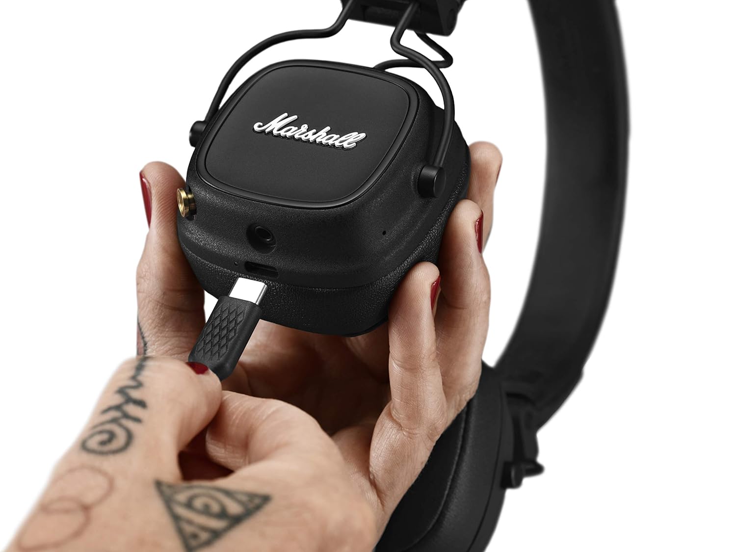 Marshall Major IV Wireless On-Ear Bluetooth Headphones , 80+ Hours Playtime , Wireless Charging , 40mm Dynamic Drivers , Bluetooth 5.0 & 3.5mm Wired Mode , Built-in Microphone , Foldable Design , Black