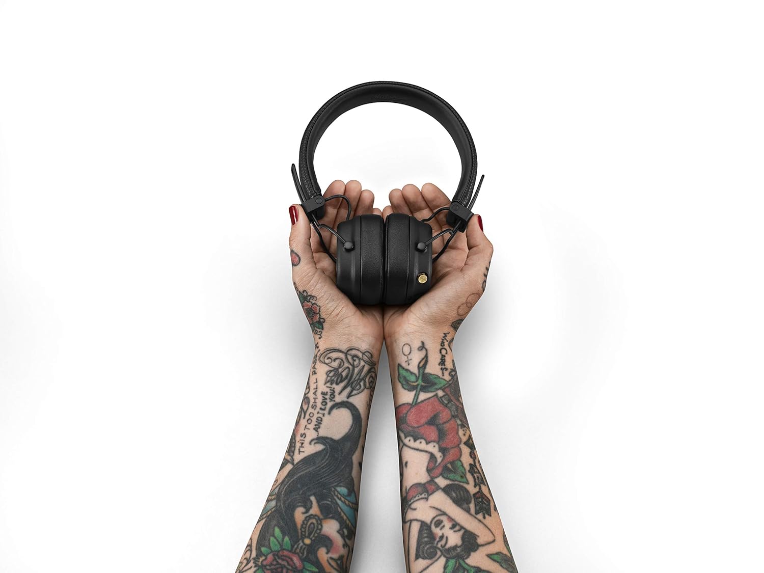 Marshall Major IV Wireless On-Ear Bluetooth Headphones , 80+ Hours Playtime , Wireless Charging , 40mm Dynamic Drivers , Bluetooth 5.0 & 3.5mm Wired Mode , Built-in Microphone , Foldable Design , Black