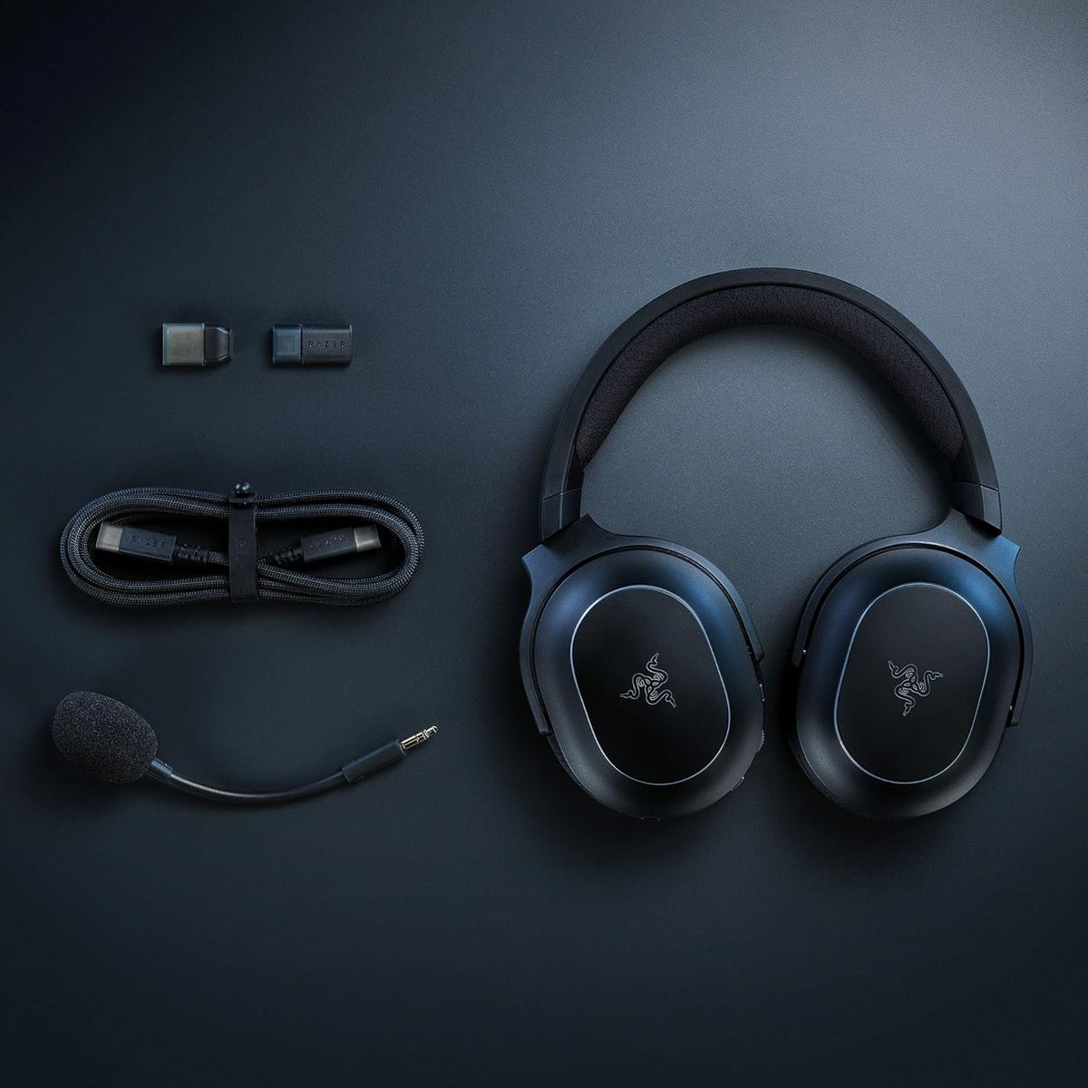 Razer Barracuda X Chroma - Wireless Multi-Platform Gaming Headset with 6 Zone Chroma RGB (SmartSwitch Hyperspeed & Bluetooth, 40mm Drivers, Detachable HyperClear Cardioid Mic) Black
