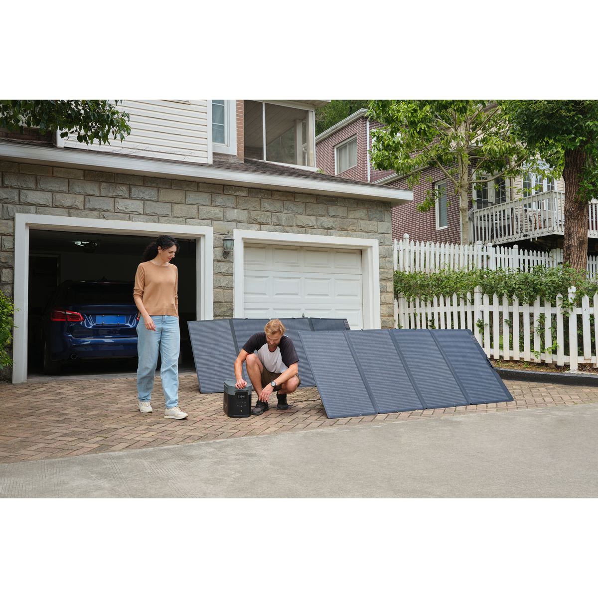 EcoFlow DELTA 2 Max Portable Power Station – 2048Wh LiFePO4, 2400W AC Output, Expandable Battery, Solar Ready