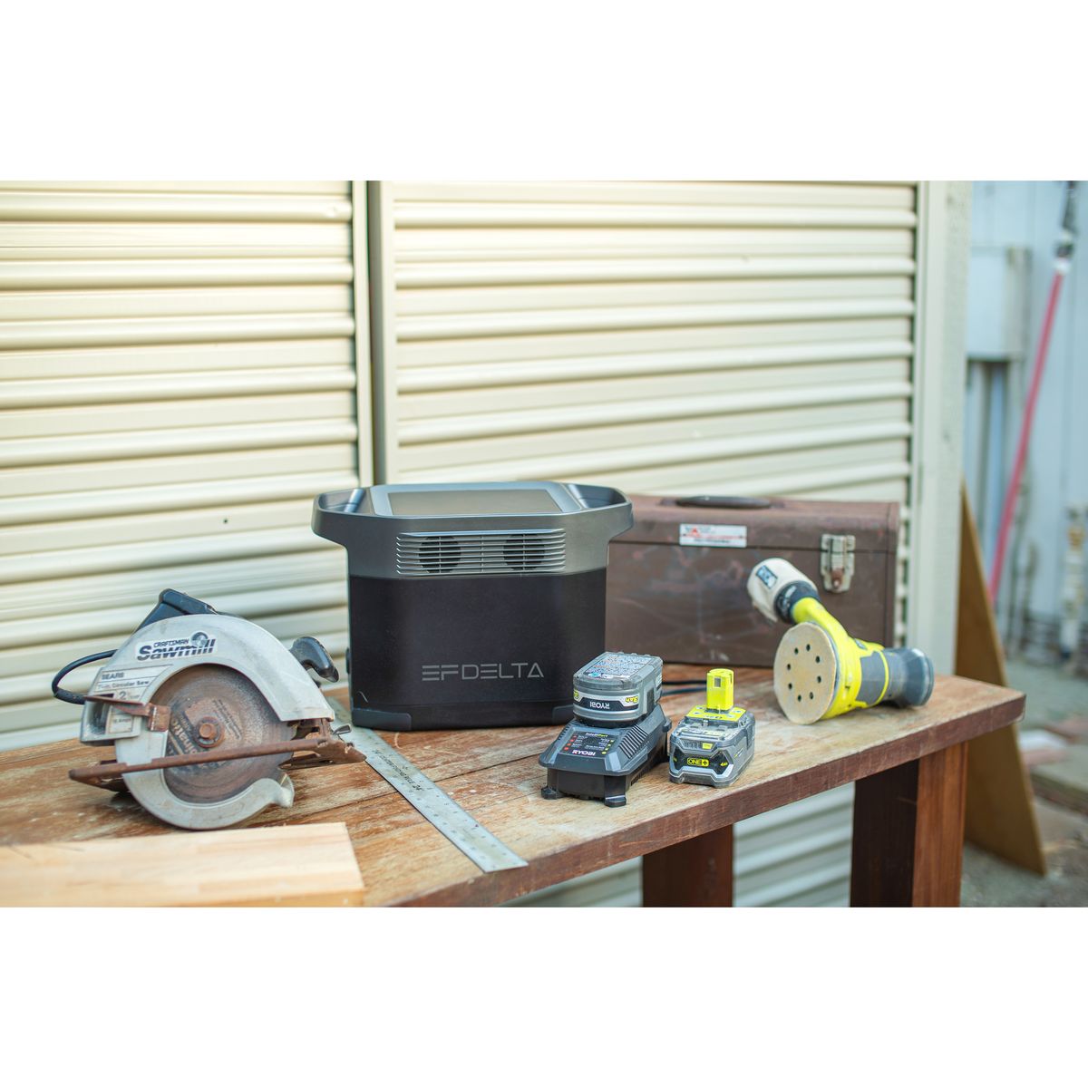 EcoFlow DELTA 2 Portable Power Station – 1024Wh LiFePO4 Battery, 1800W AC Output, Solar Ready, Fast Charging