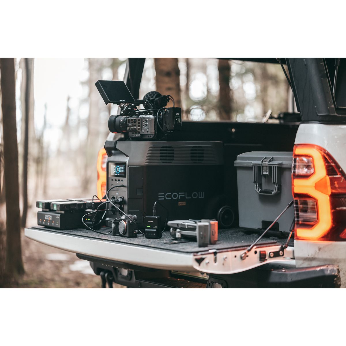 EcoFlow DELTA Pro Portable Power Station – 3600Wh LiFePO4, 3600W AC Output, 1600W Solar Input, Wi-Fi/Bluetooth