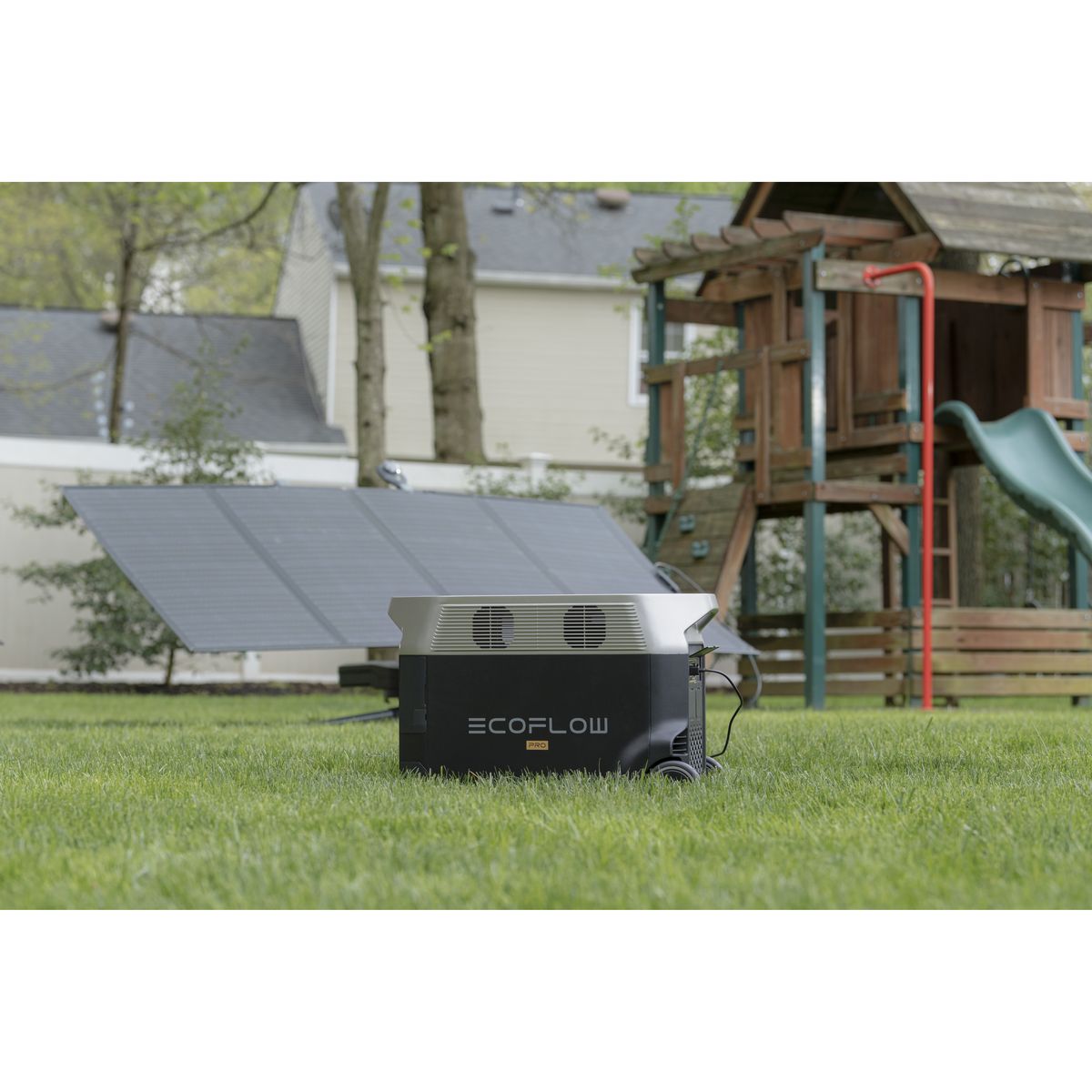 EcoFlow DELTA Pro Portable Power Station – 3600Wh LiFePO4, 3600W AC Output, 1600W Solar Input, Wi-Fi/Bluetooth