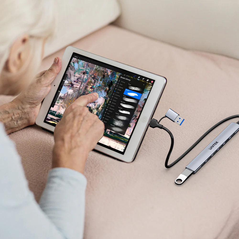 Unitek uHUB S7 7-in-1 USB Hub – 1x USB-A 5Gbps - 6x USB-A 480Mbps - USB-C Input with USB-A Adapter - Aluminum Alloy - Compact Design - Plug & Play