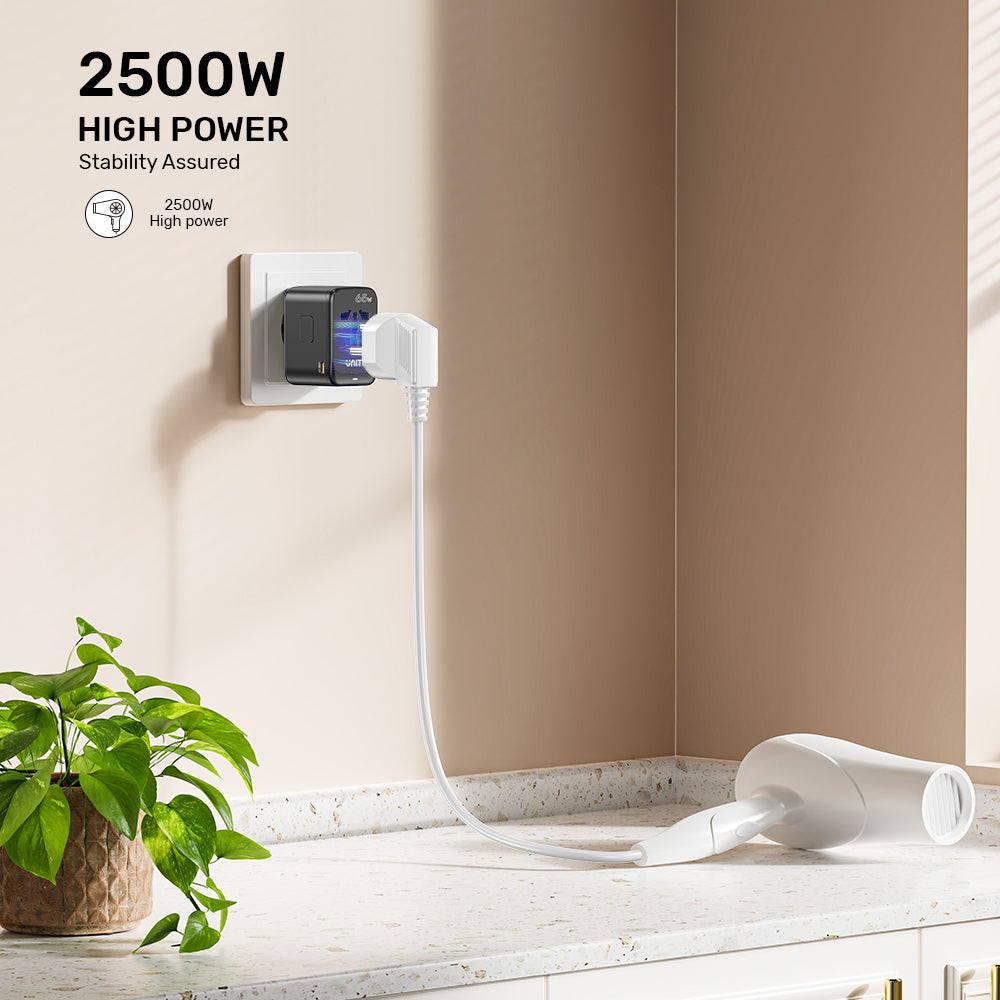 محول سفر عالمي من Unitek GaN بقدرة 65 واط 