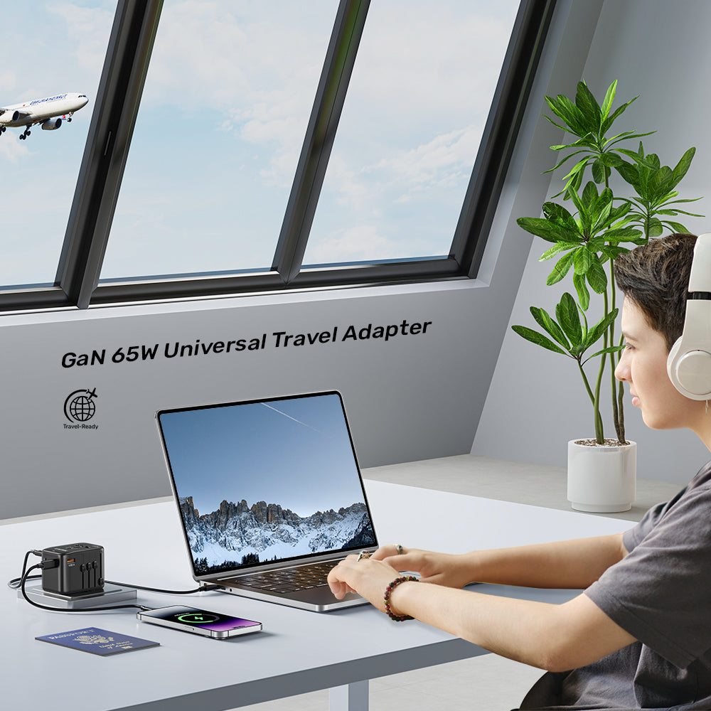 محول سفر عالمي من Unitek GaN بقدرة 65 واط 