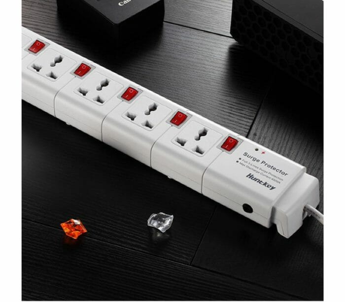 Huntkey PZC502 Power Strips, Universal Standard (3m)