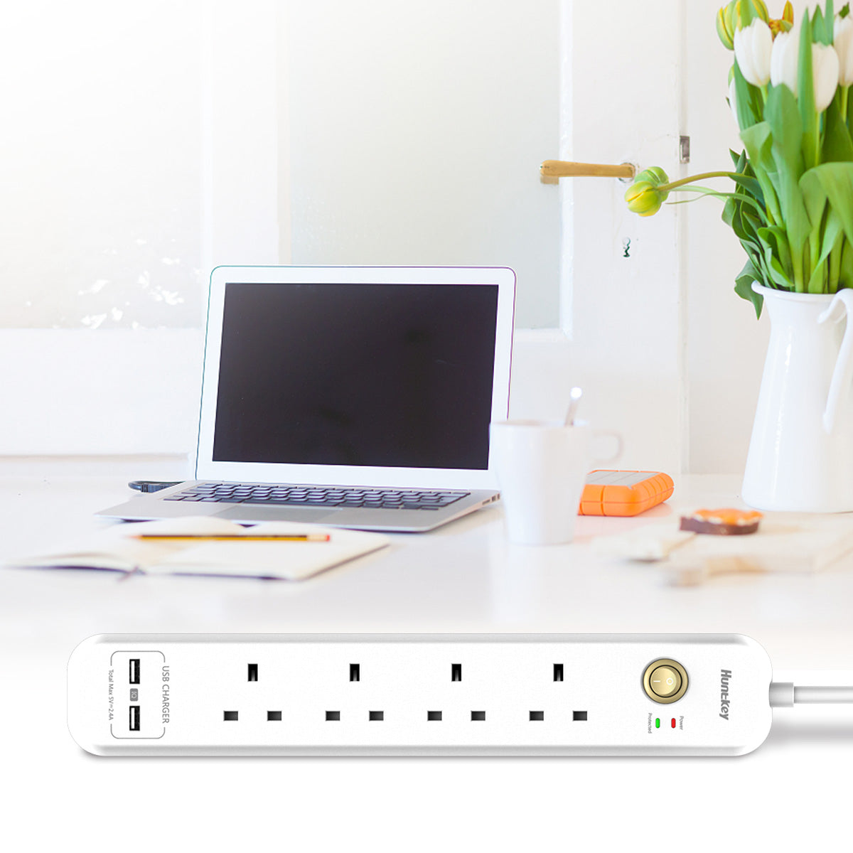 شريط طاقة هانتكي SUC507: 4 منافذ المملكة المتحدة، منفذا USB (2.4 أمبير)، حماية من زيادة التيار، مصاريع أمان للأطفال، مقاوم للهب، سلك بطول 2 متر