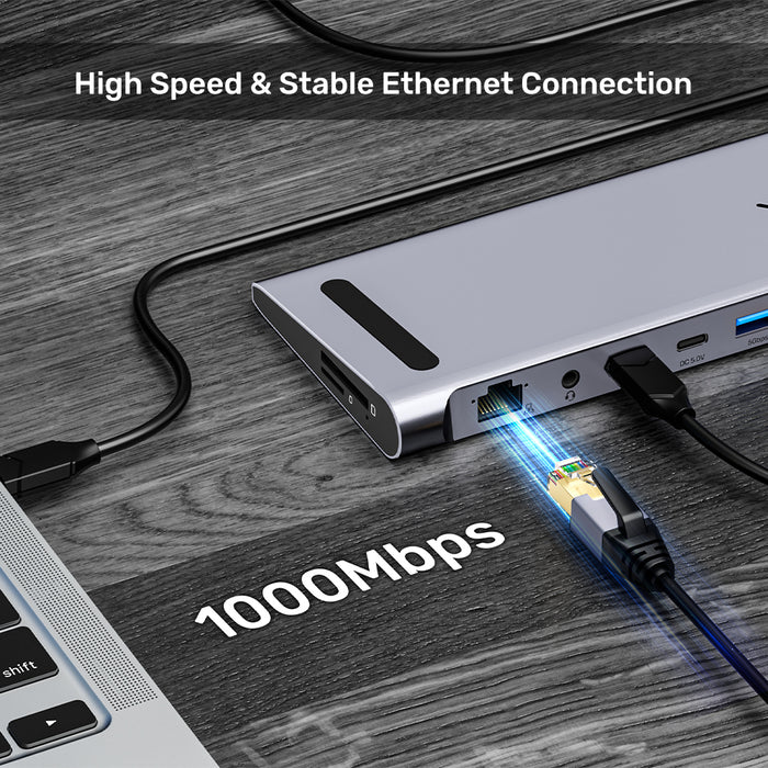 محطة توصيل يونيتك UHB15 USB-C ثلاثية لشاشات 4K — دعم شاشتين/ثلاث شاشات، منافذ USB، شبكة إيثرنت محلية، قارئ بطاقات SD/TF، توصيل طاقة 100 واط، وظيفة مفتاح KVM