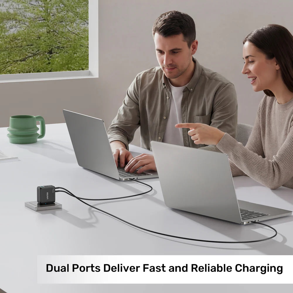 UNITEK Rexo 100W 4-Port GaN Charger with Smart Display – 3×USB-C, USB-A, PD 3.0, PPS, EU Plug
