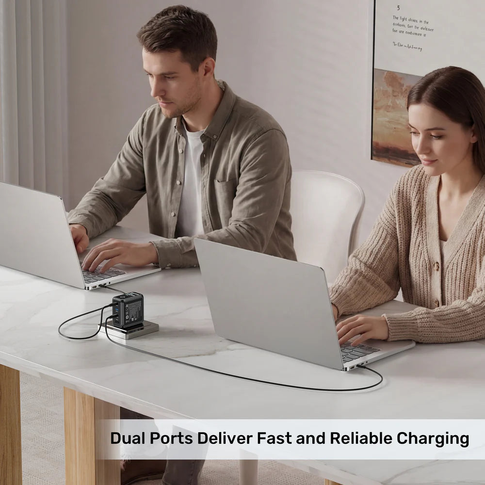 شاحن UNITEK REXO 140 واط GaN – شاحن سريع بأربعة منافذ USB-C/USB-A مع شاشة ذكية، دعم PD 3.1 وQC