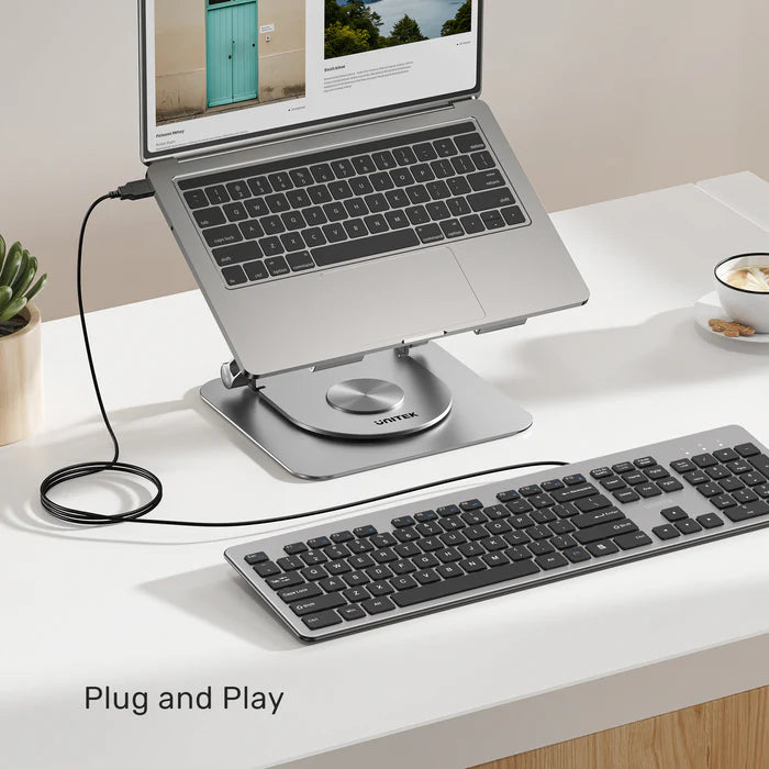 لوحة مفاتيح سلكية UNITEK SlimTap بمفتاح 104، تصميم كامل الحجم فائق النحافة، كتابة صامتة، تصميم مريح مرتفع، اتصال USB-A، رمادي فضائي