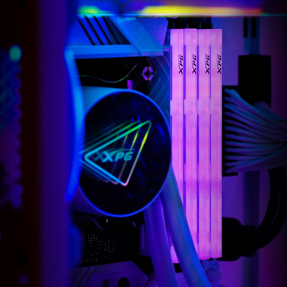 砂*糖様 DDR4 3600MHz CL18 16GBx2枚 発光タイプ ホワイ XPG SPECTRIX D35G RGB DDR4 3600MHz 16GB (2×8GB) CL18 UDIMM 288