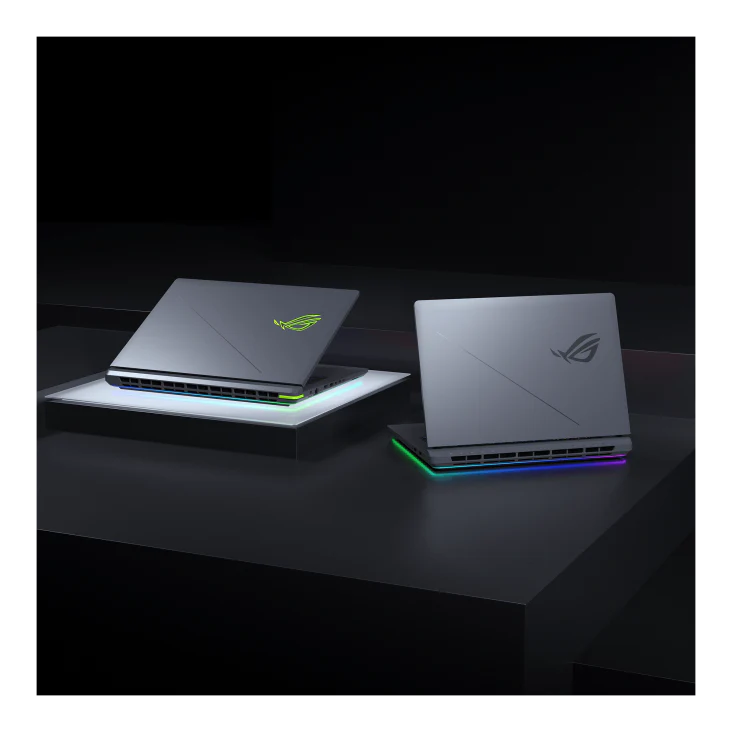 ASUS ROG Strix G18 (2025) G815LP-S8106 18" 144Hz -  Core Ultra 9 275HX - 32GB RAM - 1TB SSD - GeForce RTX 5070 8GB - WIN 11 PRO K