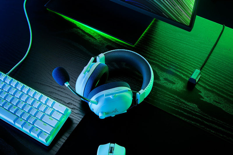 Razer BlackShark V2 Pro Wireless Gaming Headset Edition: 50MM Titanium Drivers - HyperClear Super Wideband Mic - Noise-isolating Earcups - 70 Hour Battery Life - Black