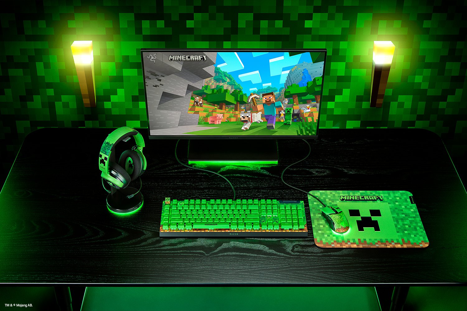 ماوس الألعاب السلكي Razer Cobra - خفيف الوزن 58 جرامًا، مستشعر بصري بدقة 8500 نقطة في البوصة، مفاتيح بصرية من الجيل الثالث، إضاءة كروما RGB، كابل Speedflex