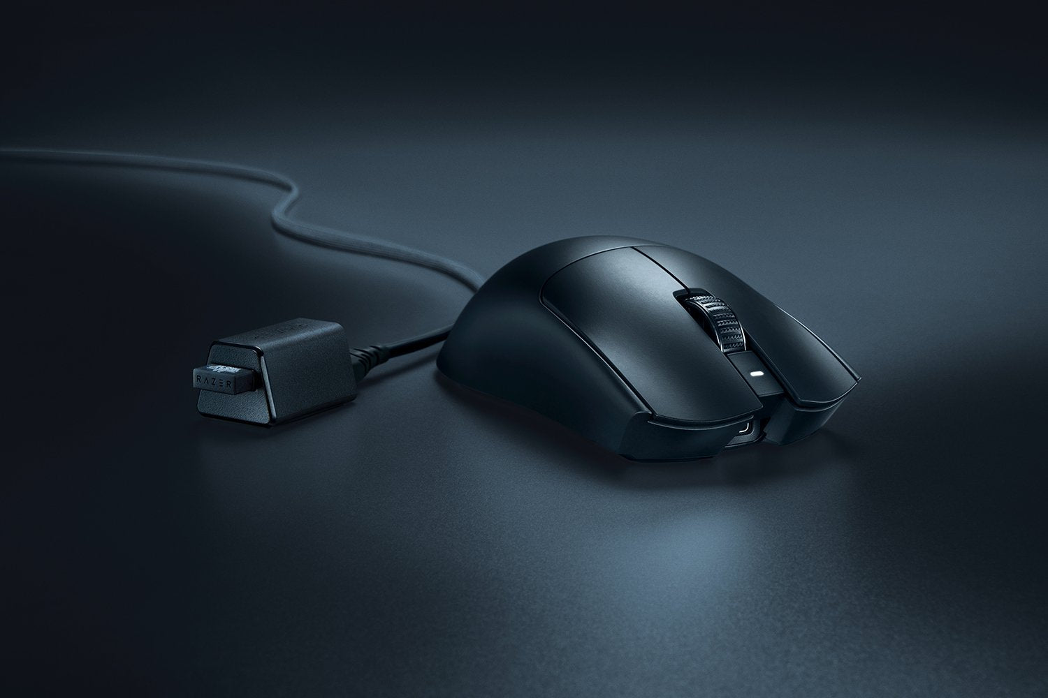 ماوس ألعاب لاسلكي فائق الخفة Razer Viper V3 Pro SE، مستشعر Focus Pro بدقة 35,000 DPI، وزن 54 جرام، تقنية HyperSpeed اللاسلكية، بطارية تدوم 95 ساعة، أسود