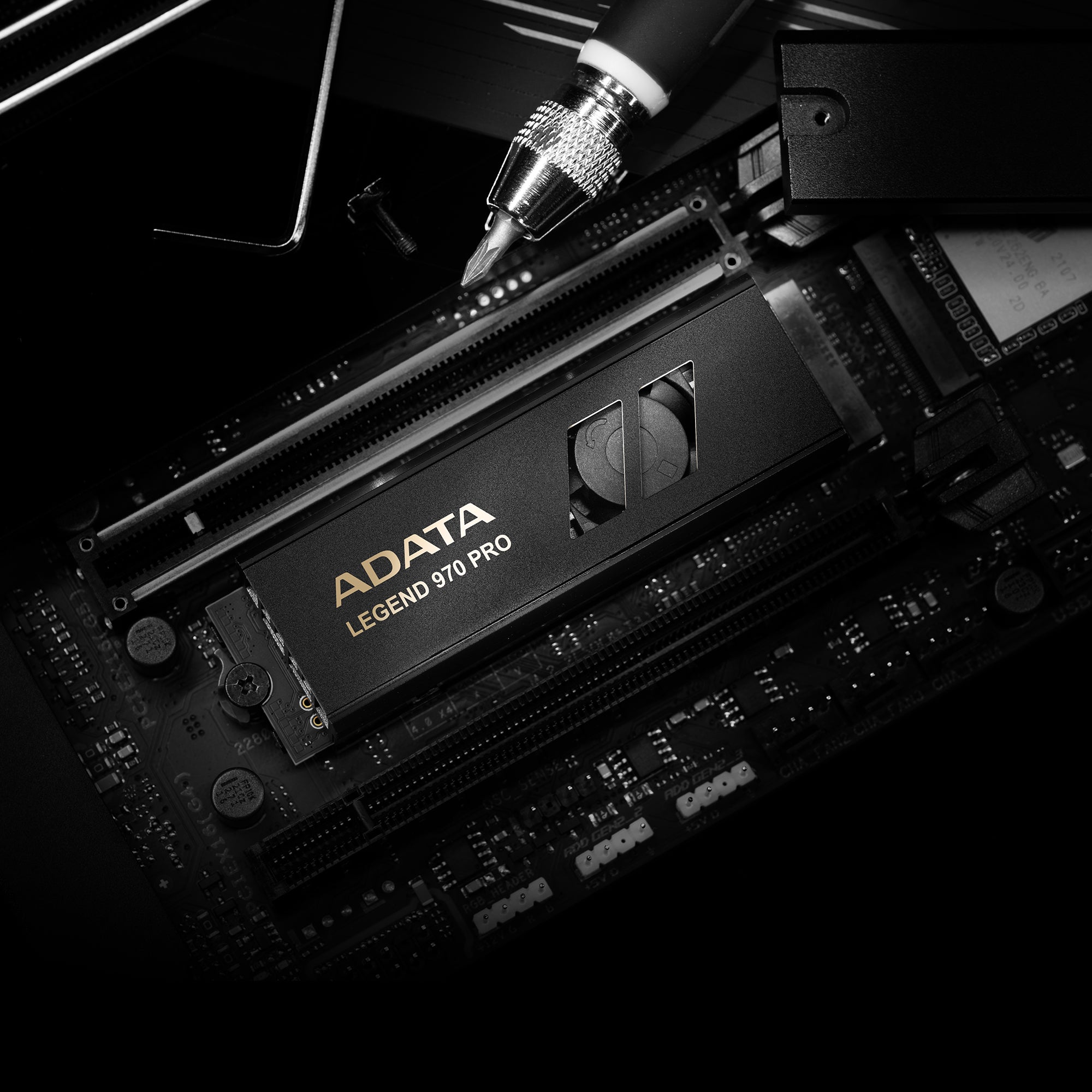 ADATA LEGEND 970 PRO 2TB PCIe Gen5 x4 M.2 2280 Solid State Drive