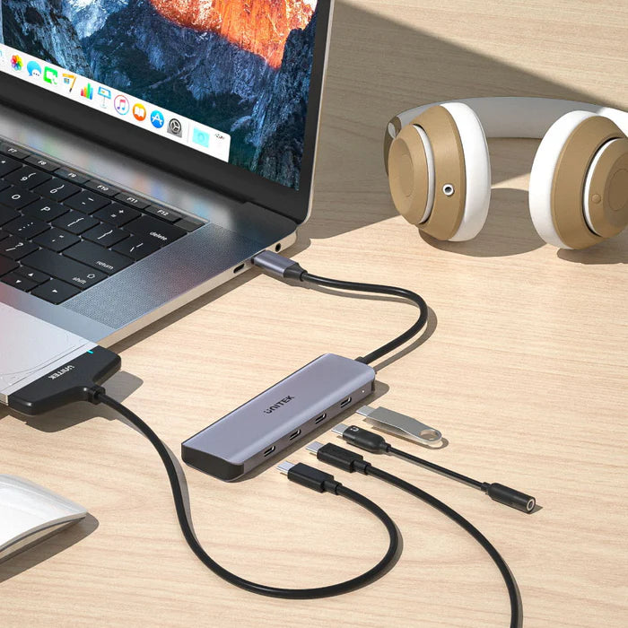 UNITEK UHub Q4 Next 4-Ports USB-C Hub — USB-C & USB-A Ports, Plug-and-Play Expansion Hub for Laptops & Tablets