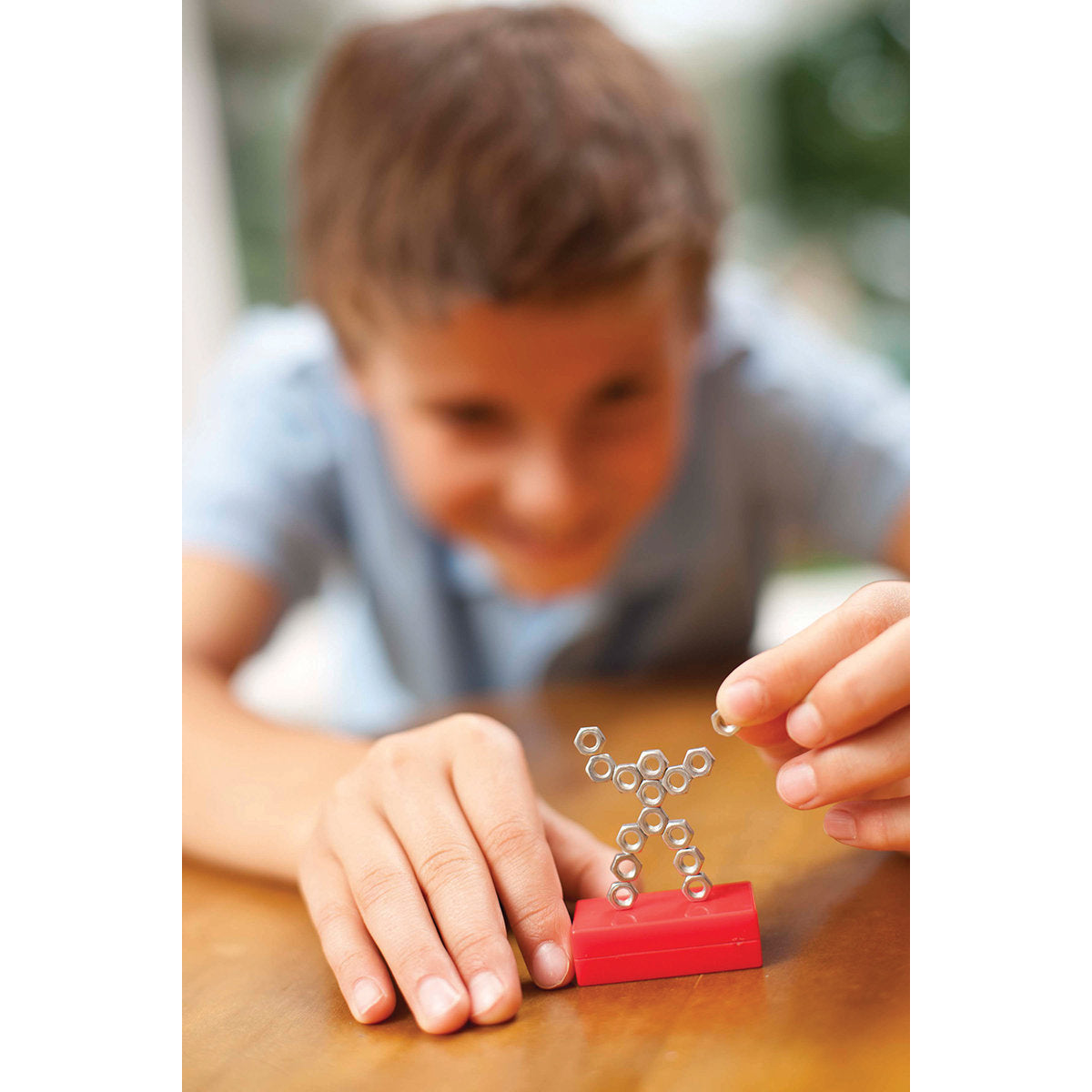 4M STEAM Deluxe Magnet Exploration Kit – 25 Magnetic Experiments with 40+ Components, Ages 8+, Model 05535