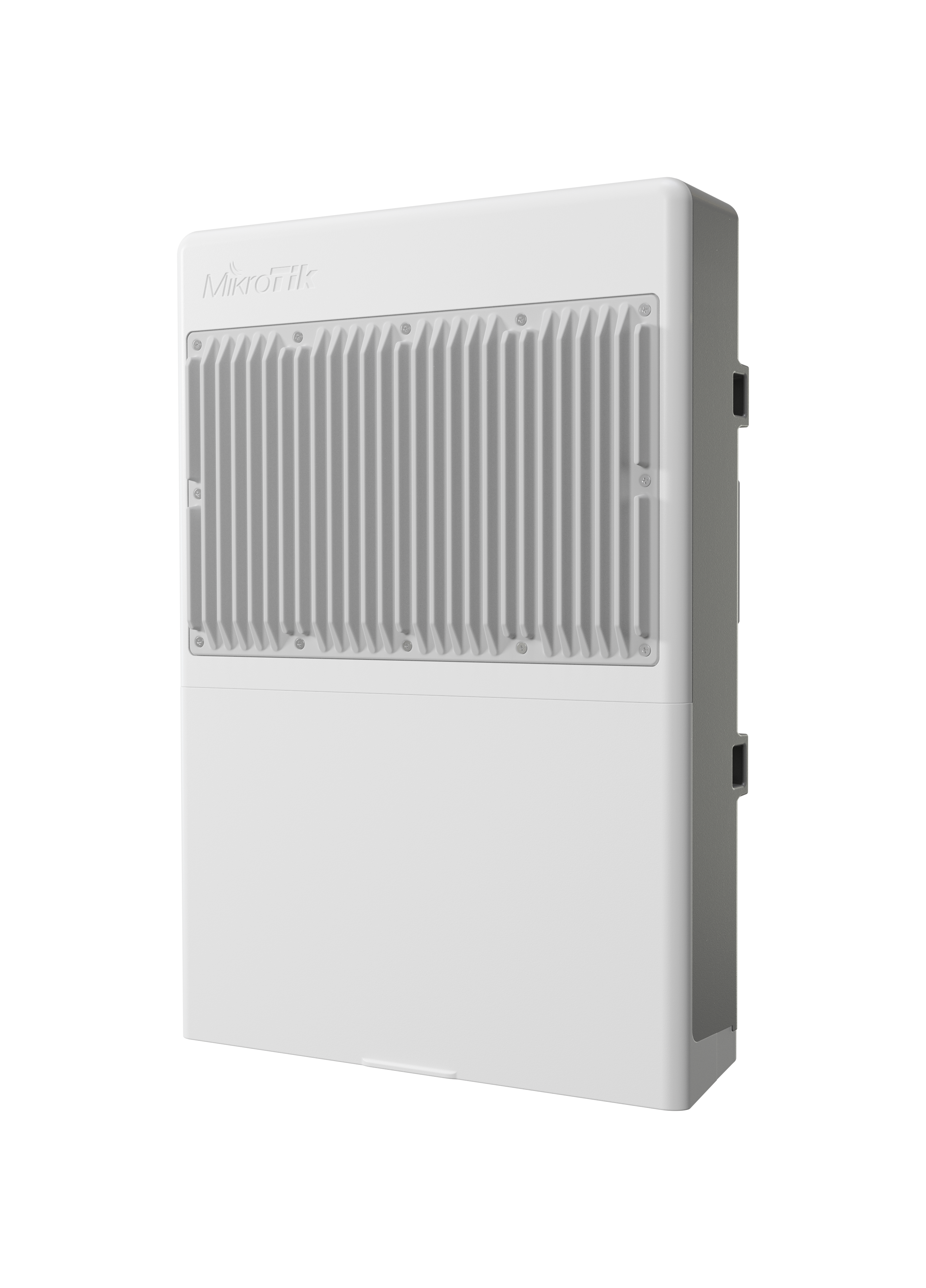 محول MikroTik netPower 16P خارجي بـ 18 منفذًا مع 16 منفذ Gigabit PoE-out و2 SFP+