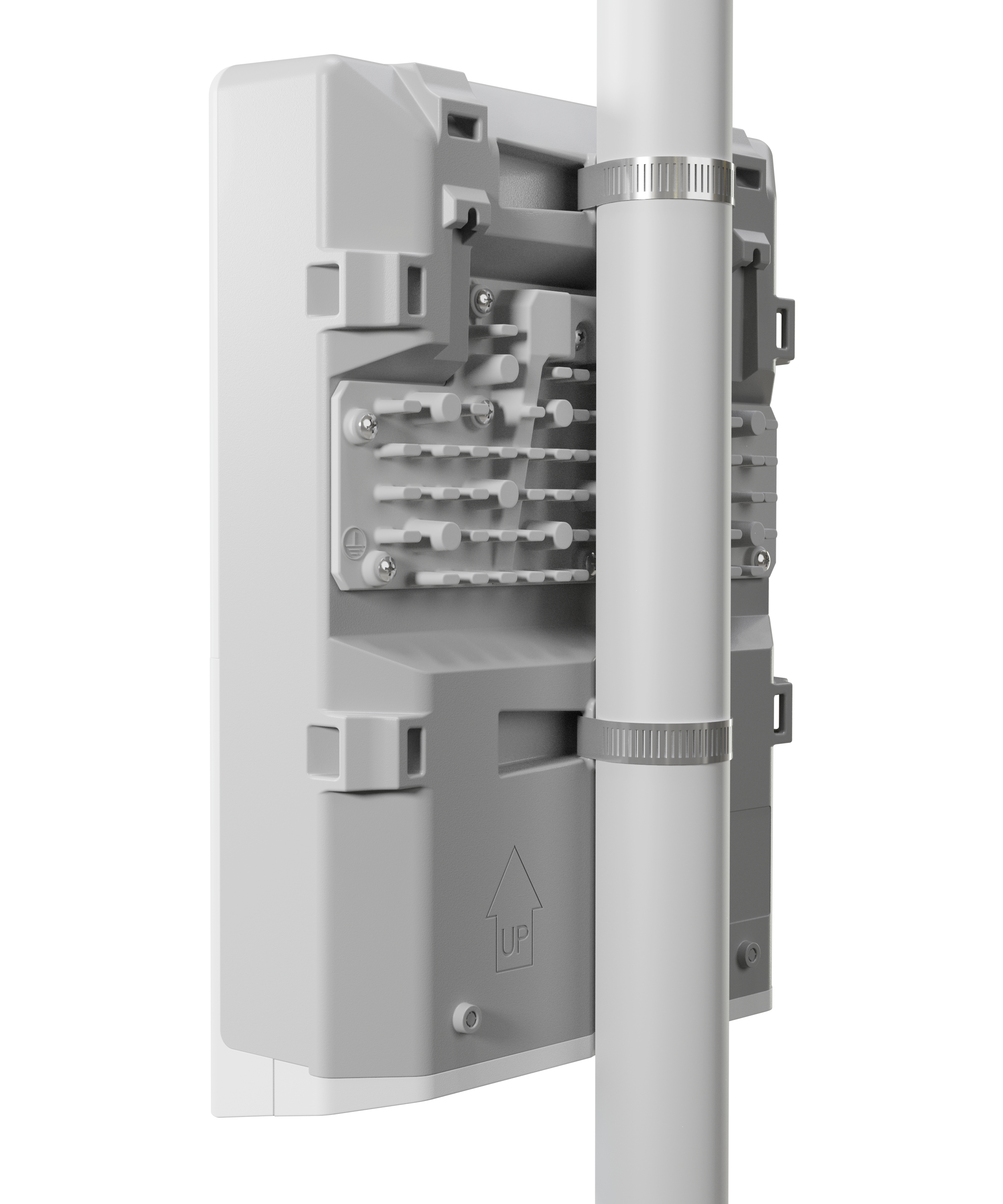 محول MikroTik netPower 16P خارجي بـ 18 منفذًا مع 16 منفذ Gigabit PoE-out و2 SFP+
